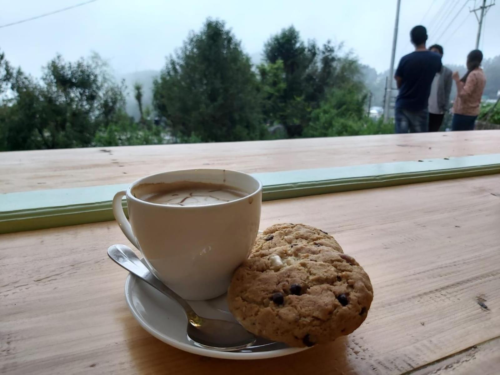 Utopia Hostels Dharamkot Mcleodganj 다람샬라 외부 사진