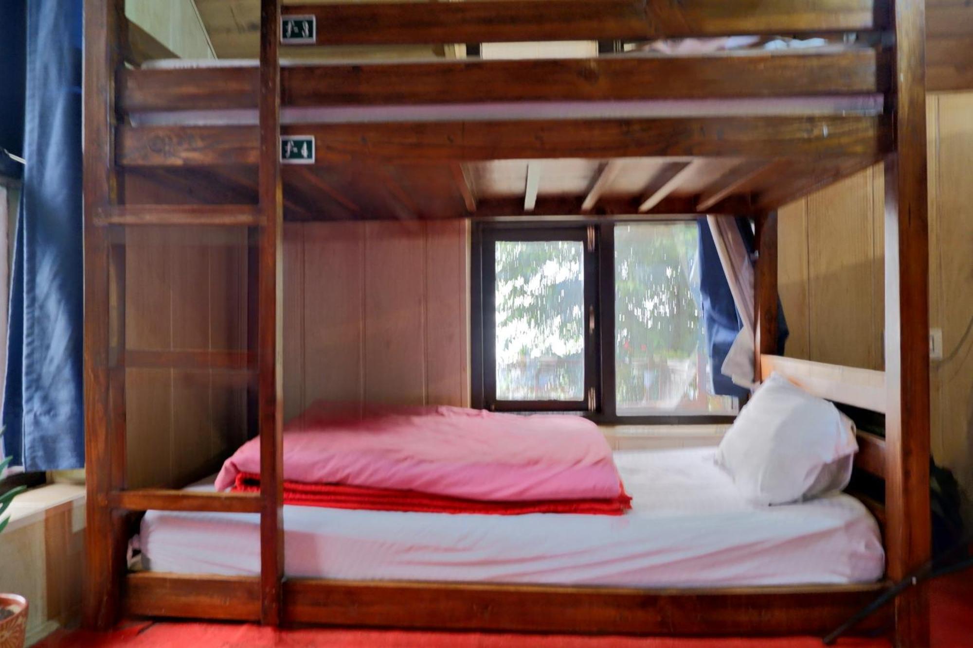 Utopia Hostels Dharamkot Mcleodganj 다람샬라 외부 사진